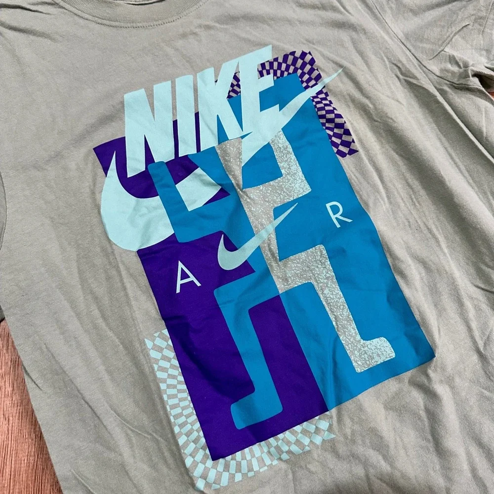 NIKE | Men's Green Nike Air Rare Tribal Aboriginal Jumpman T-Shirt, Size S